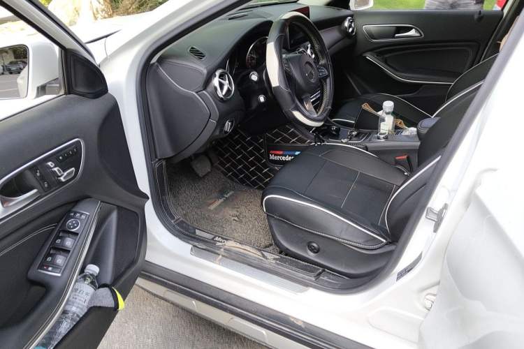 Used Mercedes-Benz GLA 2018 GLA 200 Fashion Model Driver Seat