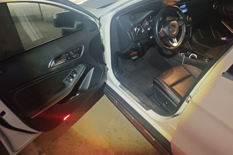 Used Mercedes-Benz GLA 2018 GLA 200 Fashion Model Driver Seat
