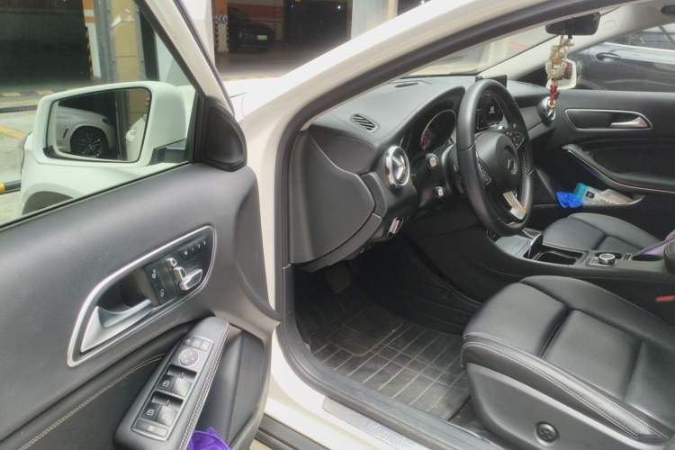 Used Mercedes-Benz GLA 2018 GLA 200 Fashion Model Driver Seat