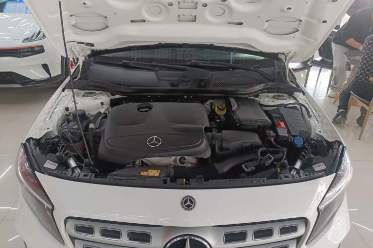 Used Mercedes-Benz GLA 2018 GLA 200 Sport Edition Engine Bay