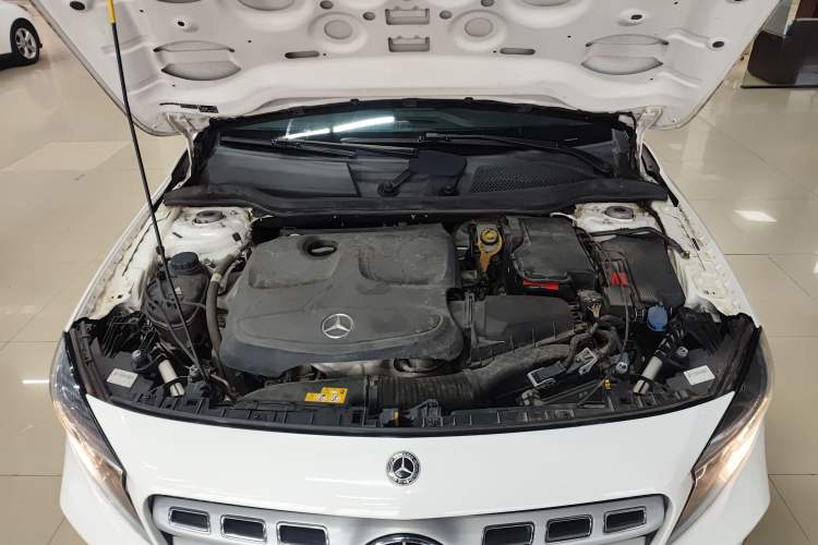 Used Mercedes-Benz GLA 2018 GLA 200 Sport Edition Engine Bay