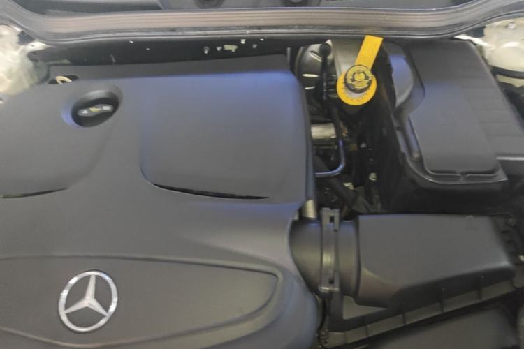 Used Mercedes-Benz GLA 2018 GLA 200 Fashion Model Engine Bay
