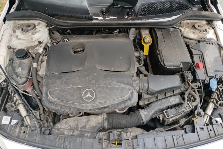 Used Mercedes-Benz GLA 2018 GLA 200 Fashion Model Engine Bay