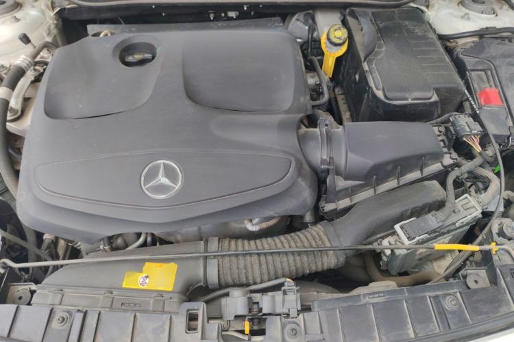 Used Mercedes-Benz GLA 2018 GLA 200 Fashion Model Engine Bay