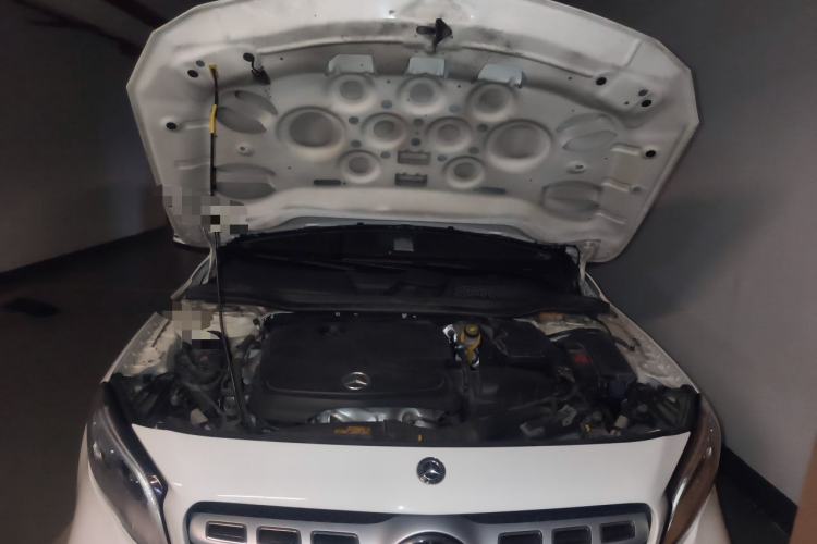 Used Mercedes-Benz GLA 2018 GLA 200 Fashion Model Engine Bay