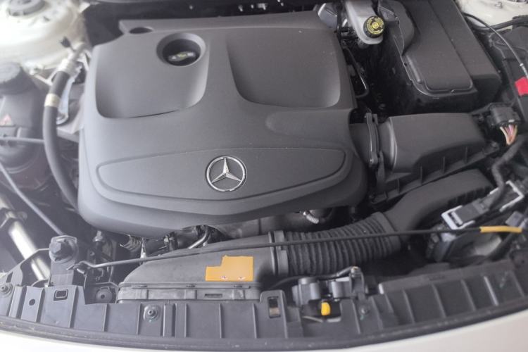Used Mercedes-Benz GLA 2018 GLA 220 4MATIC Sport Edition Engine Bay