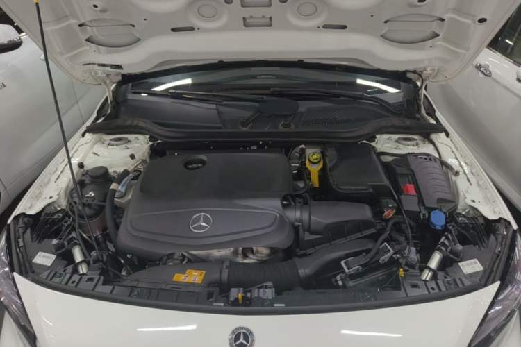 Used Mercedes-Benz GLA 2018 GLA 200 Sport Edition Engine Bay