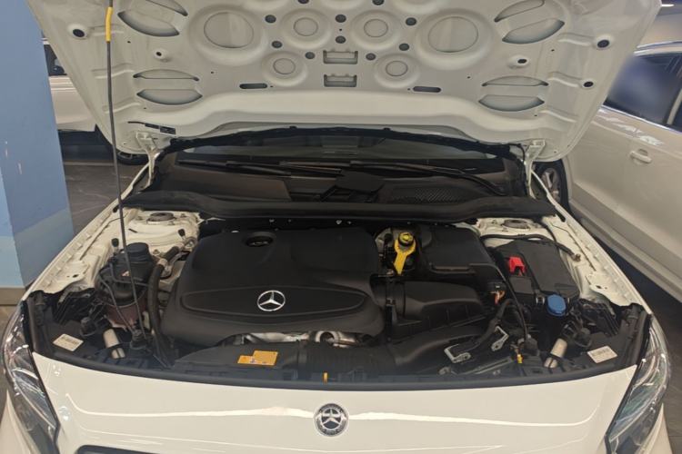 Used Mercedes-Benz GLA 2018 GLA 200 Sport Edition Engine Bay