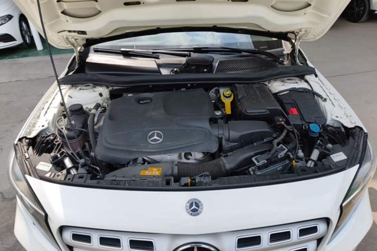 Used Mercedes-Benz GLA 2018 GLA 200 Sport Edition Engine Bay
