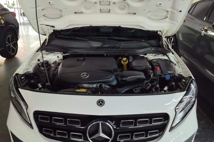 Used Mercedes-Benz GLA 2018 GLA 200 Polar Limited Edition Engine Bay