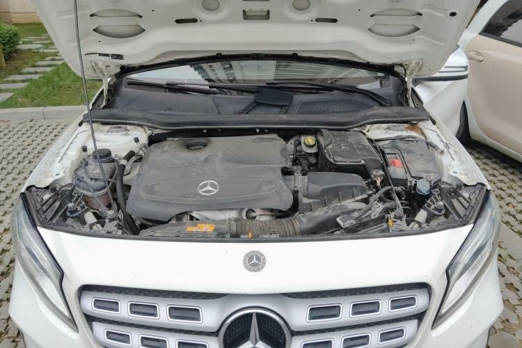 Used Mercedes-Benz GLA 2018 GLA 200 Fashion Model Engine Bay