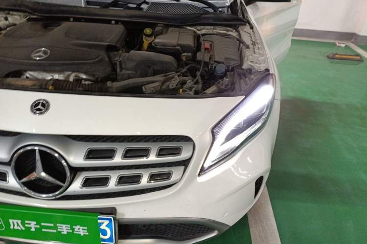 Used Mercedes-Benz GLA 2018 GLA 200 Fashion Model Engine Bay Left