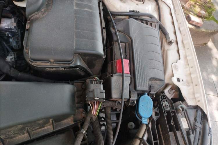 Used Mercedes-Benz GLA 2018 GLA 200 Fashion Model Engine Bay Left