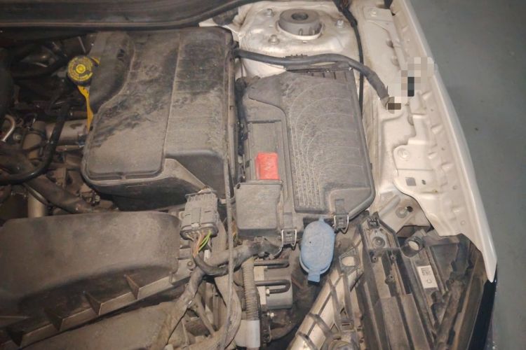 Used Mercedes-Benz GLA 2018 GLA 200 Fashion Model Engine Bay Left
