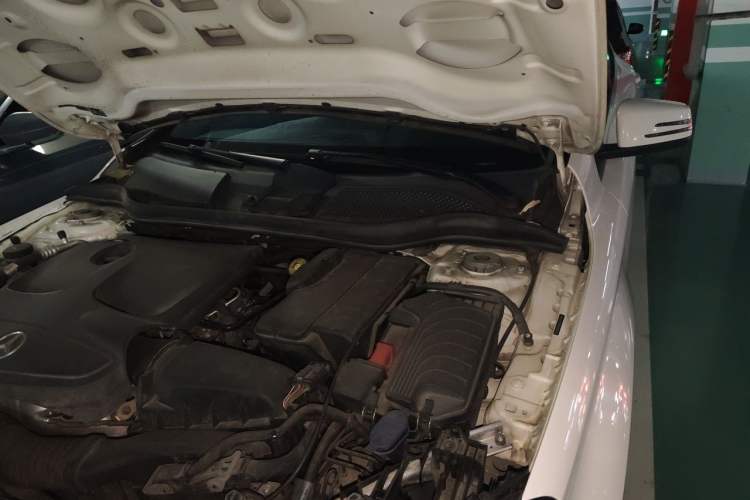 Used Mercedes-Benz GLA 2018 GLA 200 Sport Edition Engine Bay Left