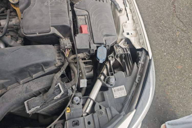 Used Mercedes-Benz GLA 2018 GLA 200 Sport Edition Engine Bay Left