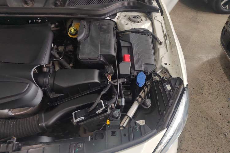 Used Mercedes-Benz GLA 2018 GLA 200 Polar Limited Edition Engine Bay Left