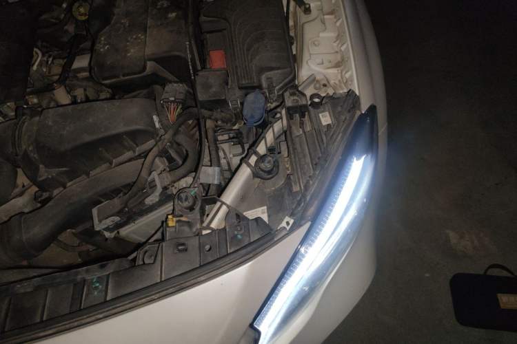 Used Mercedes-Benz GLA 2018 GLA 200 Fashion Model Engine Bay Left