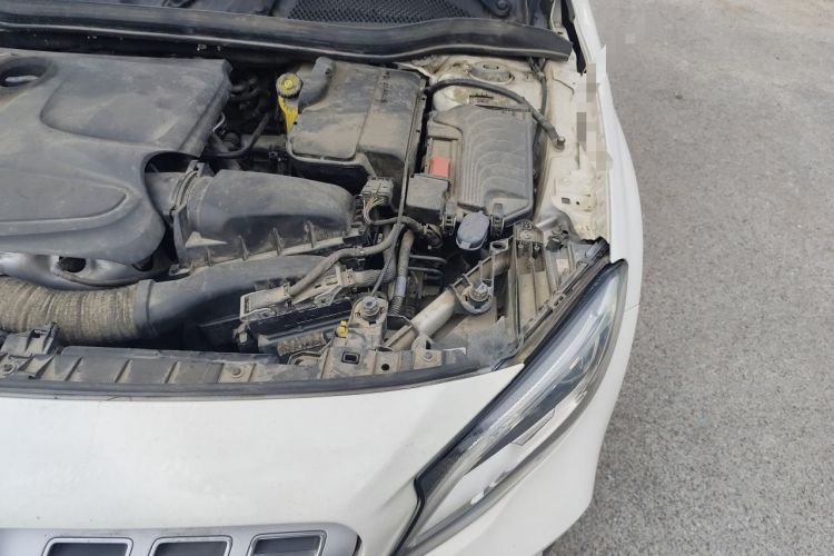 Used Mercedes-Benz GLA 2018 GLA 200 Fashion Model Engine Bay Left