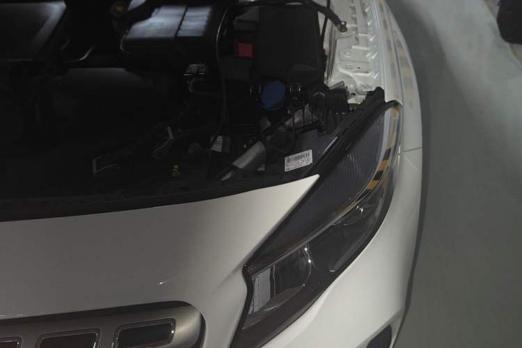 Used Mercedes-Benz GLA 2018 GLA 200 Sport Edition Engine Bay Left