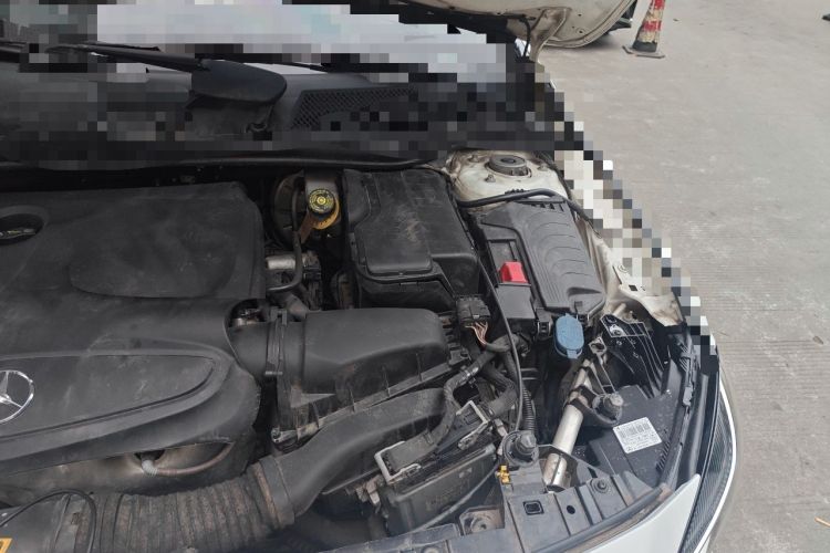 Used Mercedes-Benz GLA 2018 GLA 200 Sport Edition Engine Bay Left