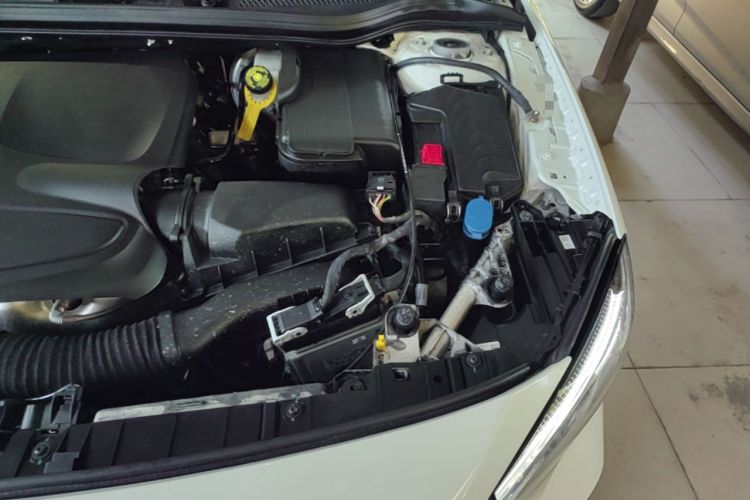 Used Mercedes-Benz GLA 2018 GLA 200 Fashion Model Engine Bay Left