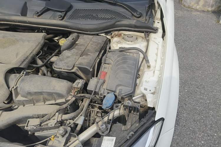 Used Mercedes-Benz GLA 2018 GLA 200 Sport Edition Engine Bay Left