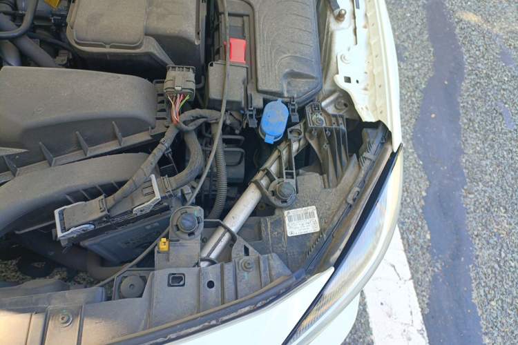Used Mercedes-Benz GLA 2018 GLA 200 Sport Edition Engine Bay Left