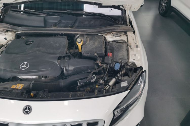 Used Mercedes-Benz GLA 2018 GLA 200 Sport Edition Engine Bay Left