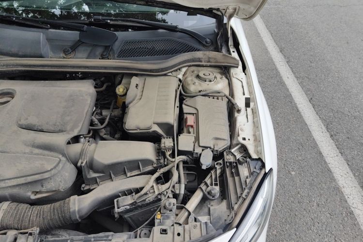 Used Mercedes-Benz GLA 2018 GLA 200 Fashion Model Engine Bay Left
