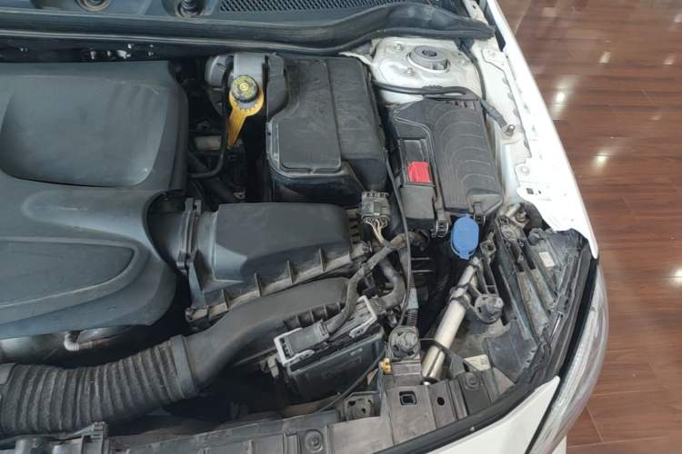 Used Mercedes-Benz GLA 2018 GLA 200 Fashion Model Engine Bay Left