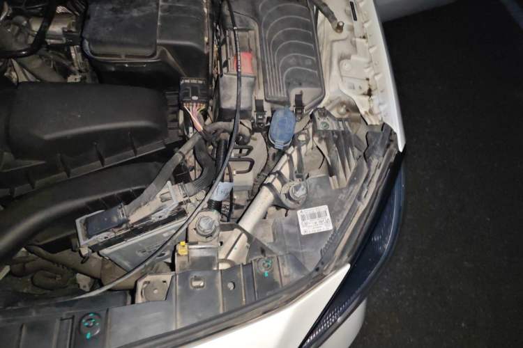 Used Mercedes-Benz GLA 2018 GLA 200 Sport Edition Engine Bay Left
