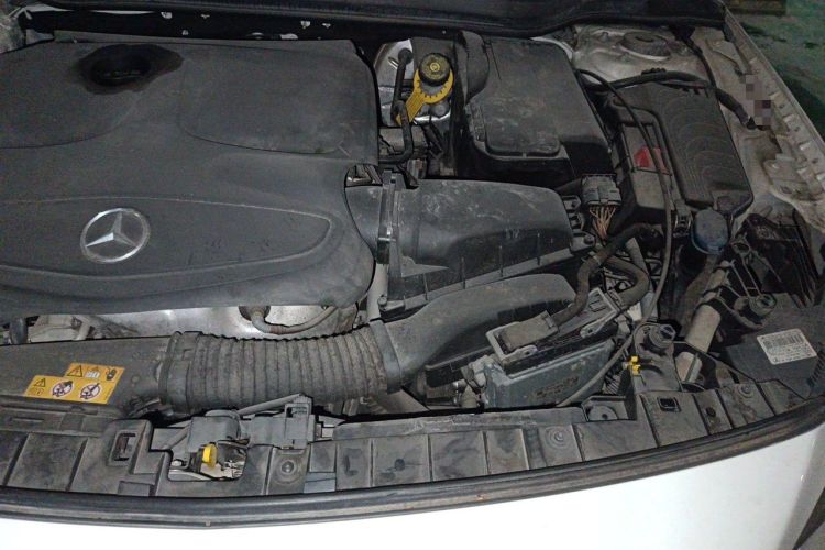 Used Mercedes-Benz GLA 2018 GLA 200 Sport Edition Engine Bay Left
