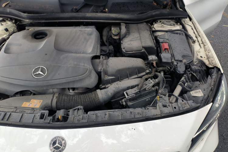 Used Mercedes-Benz GLA 2018 GLA 200 Sport Edition Engine Bay Left