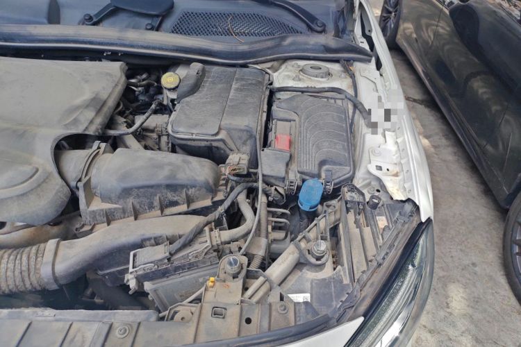 Used Mercedes-Benz GLA 2018 GLA 200 Fashion Model Engine Bay Left