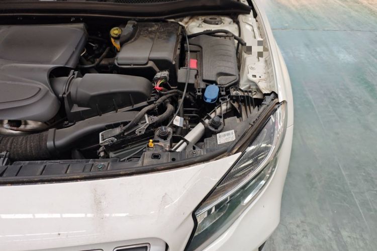 Used Mercedes-Benz GLA 2018 GLA 200 Sport Edition Engine Bay Left