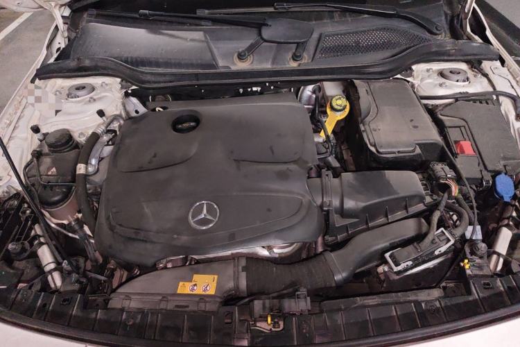 Used Mercedes-Benz GLA 2018 GLA 200 Fashion Model Engine Bay