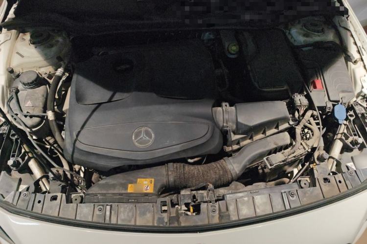 Used Mercedes-Benz GLA 2018 GLA 220 4MATIC Sport Edition Engine Bay