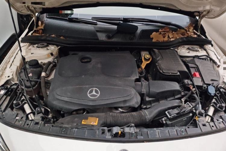 Used Mercedes-Benz GLA 2018 GLA 220 4MATIC Sport Edition Engine Bay