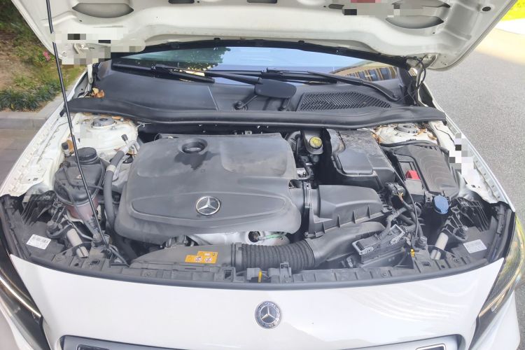 Used Mercedes-Benz GLA 2018 GLA 200 Sport Edition Engine Bay