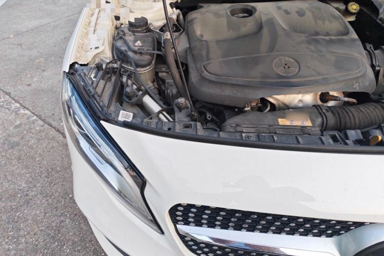 Used Mercedes-Benz GLA 2018 GLA 200 Polar Limited Edition Engine Bay Right