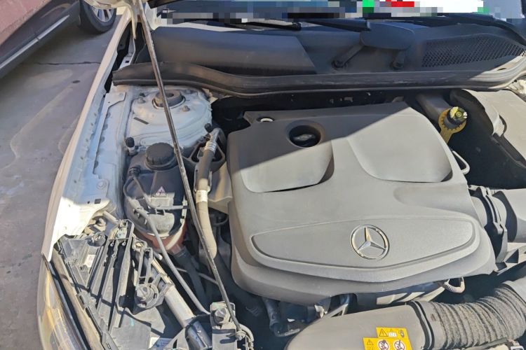 Used Mercedes-Benz GLA 2018 GLA 200 Fashion Model Engine Bay Right