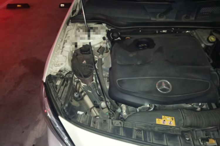 Used Mercedes-Benz GLA 2018 GLA 220 4MATIC Sport Edition Engine Bay Right