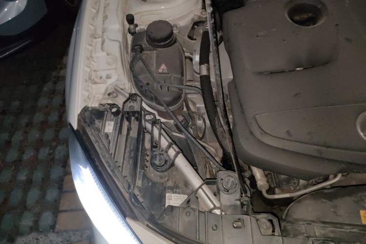 Used Mercedes-Benz GLA 2018 GLA 200 Fashion Model Engine Bay Right