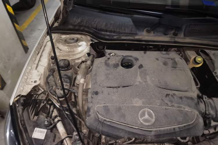 Used Mercedes-Benz GLA 2018 GLA 200 Sport Edition Engine Bay Right
