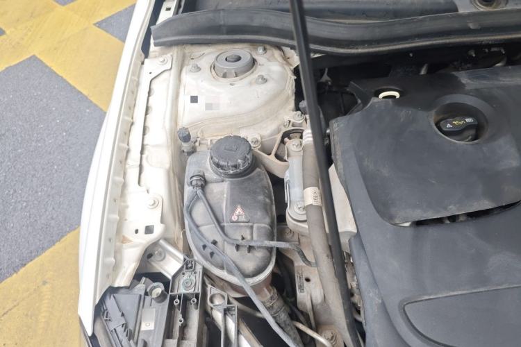 Used Mercedes-Benz GLA 2018 GLA 200 Fashion Model Engine Bay Right