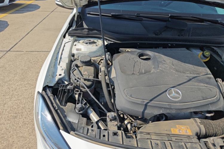 Used Mercedes-Benz GLA 2018 GLA 200 Sport Edition Engine Bay Right