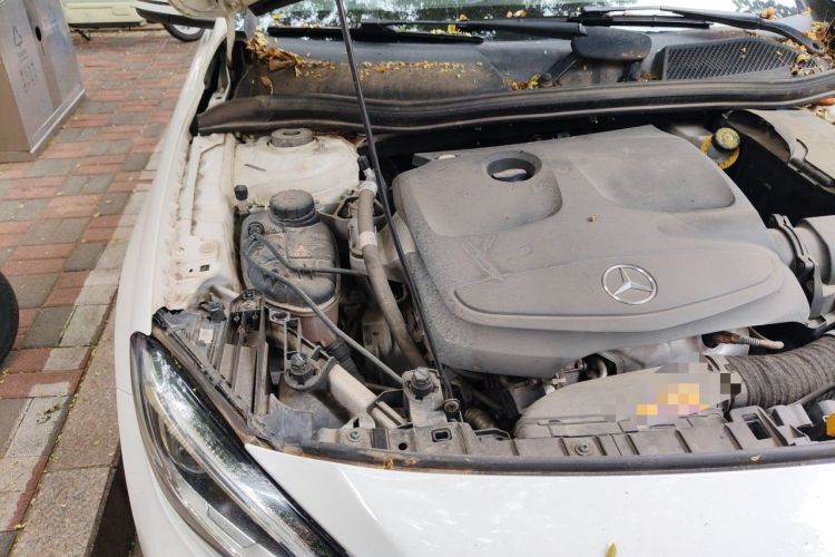 Used Mercedes-Benz GLA 2018 GLA 200 Fashion Model Engine Bay Right