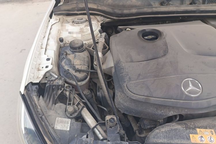 Used Mercedes-Benz GLA 2018 GLA 200 Sport Edition Engine Bay Right