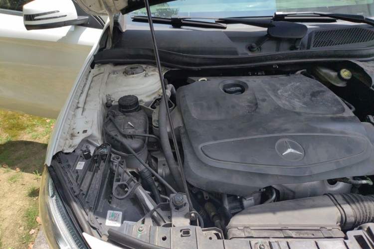 Used Mercedes-Benz GLA 2018 GLA 200 Fashion Model Engine Bay Right